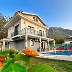 Dream 2 Villa *
